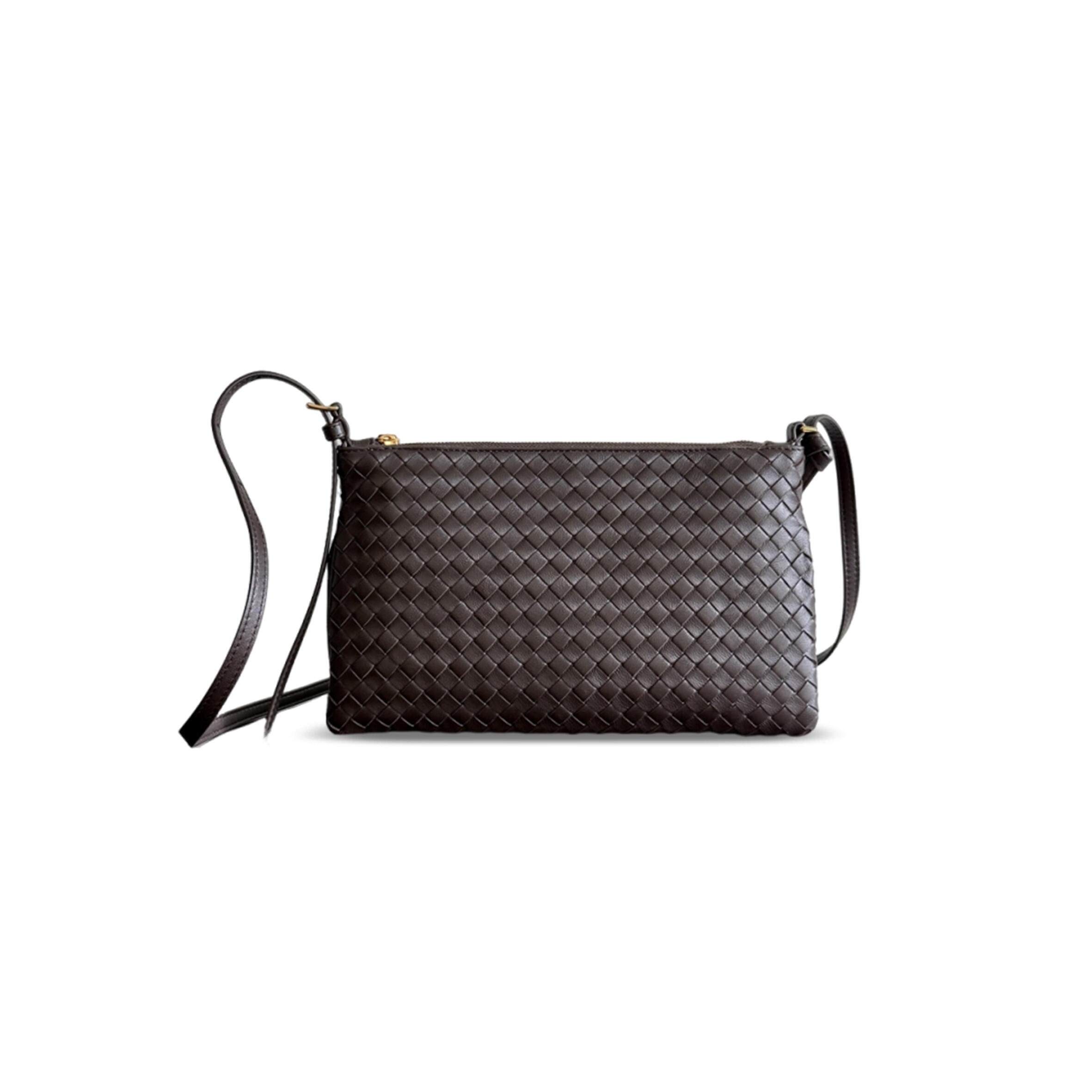 BOTTEGA VENETA INTRECCIATO PICCOLO MEDIUM POUCH 876625 (24.5*15cm)